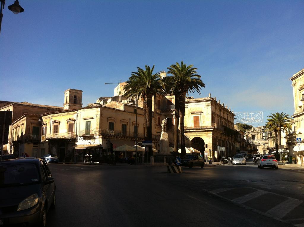 Casa Della Nonna Villa Modica Bagian luar foto