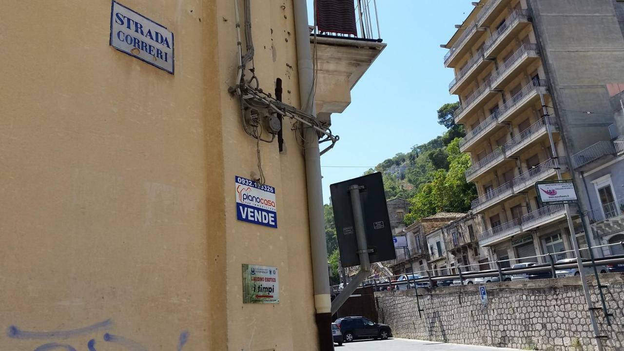 Casa Della Nonna Villa Modica Bagian luar foto